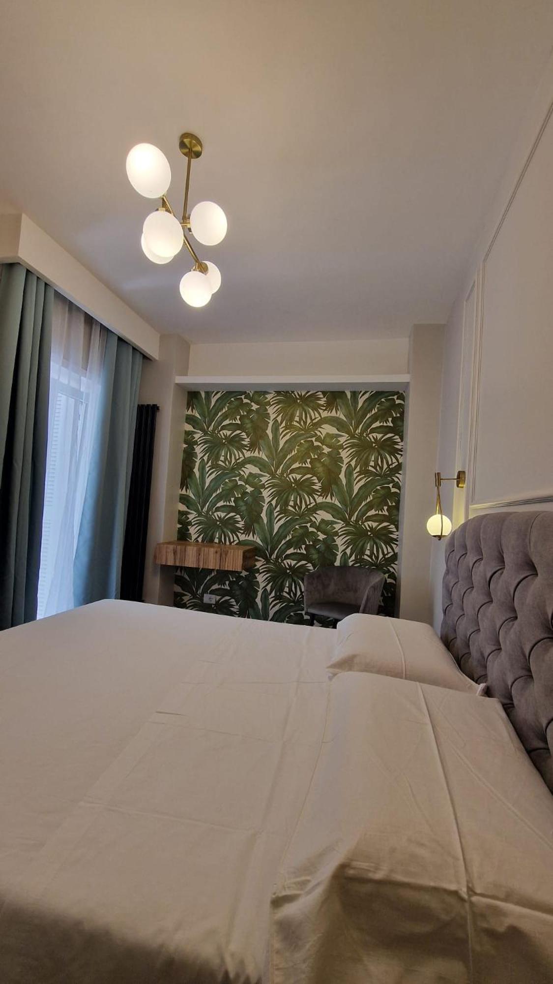Bed and Breakfast Miracol à Rome Extérieur photo